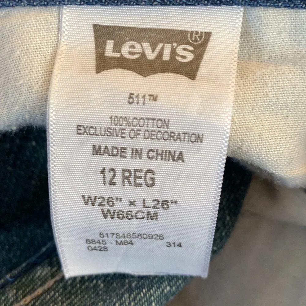Levi’s 511 slim straight leg jeans size 12 waist 26